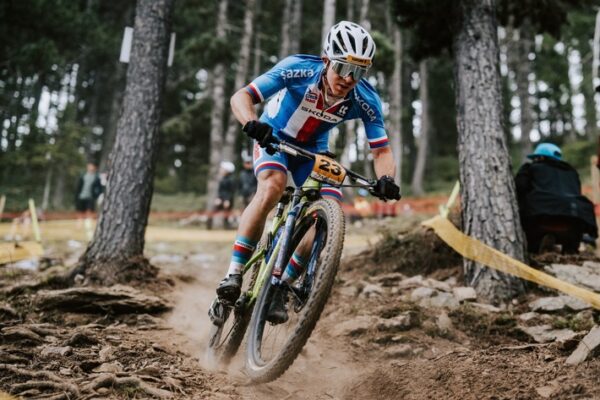 Škoda verstärkt sein Radsport-Engagement als offizieller Partner der UCI Mountainbike-Weltmeisterschaften