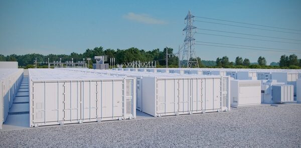 100 Millionen Euro grüne Investition: Baustart für ersten Großbatteriespeicher von LichtBlick