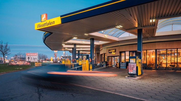 Westfalen auf der UNITI expo: Schnellladen, alternative Kraftstoffe und neue Shop-Konzepte im Fokus